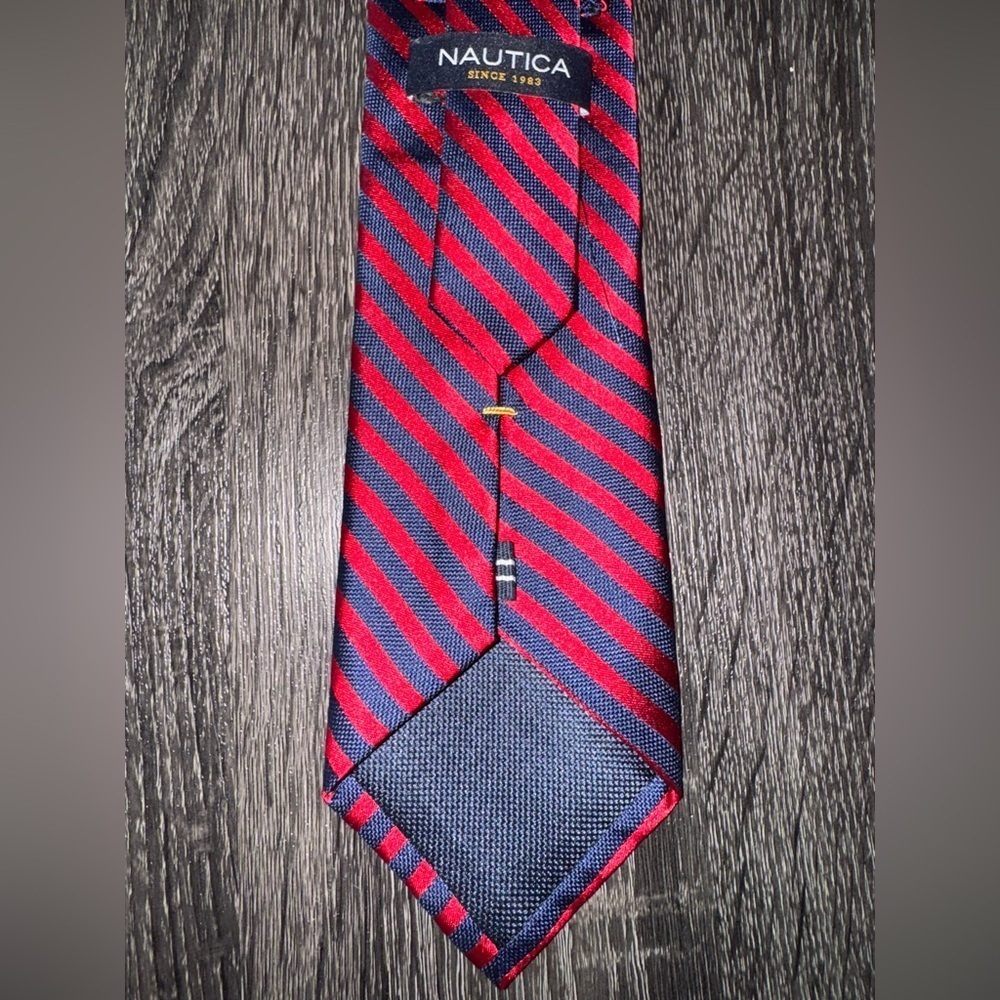 Nautica Men's Red & Blue Stripped Classic Silk Tie - Picture 5 of 6